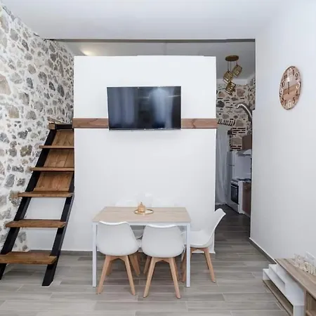 Stone 1 * Κάλυμνος